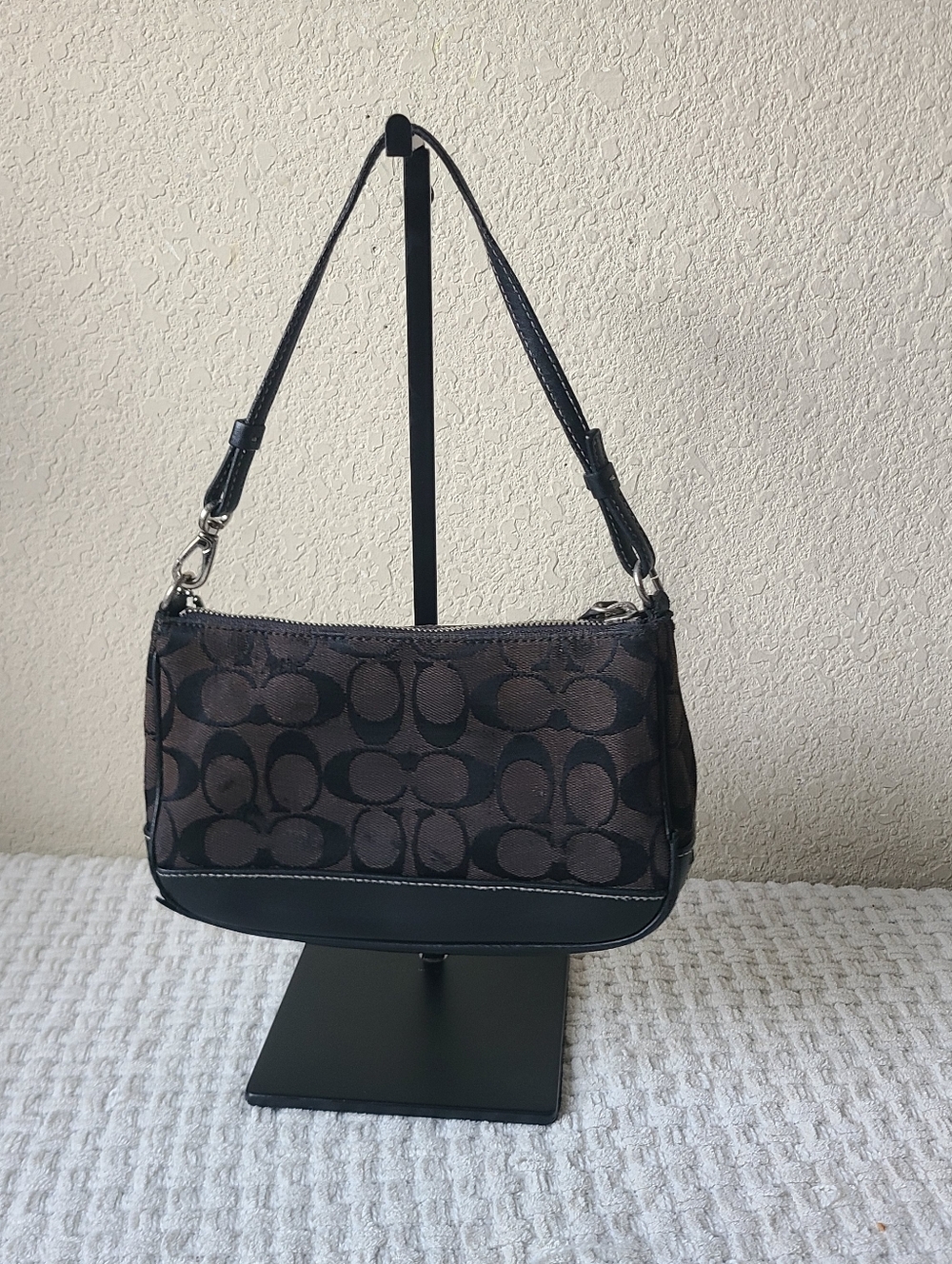 Coach Dark Brown Signature Canvas Shoulder Bag with Black Trim No. 125-6094 - Picture 2 of 12